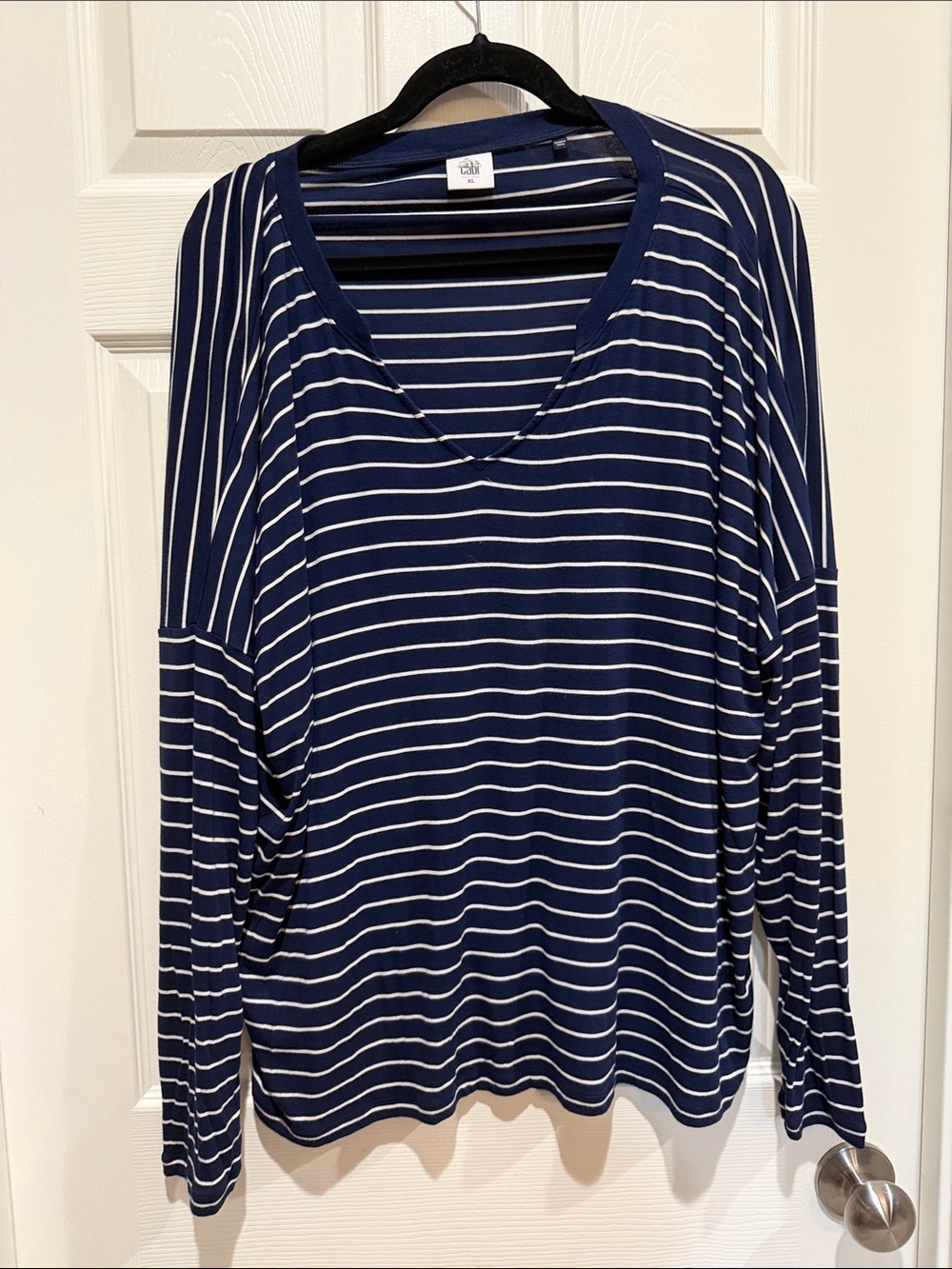 Women's Navy Striped V-Neck Long Sleeve Top